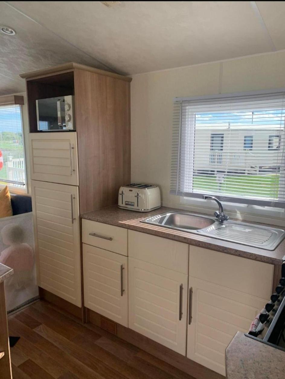8 Berth 3 Bed Caravan Golden Palm Ml9 Chapel Saint Leonards Bagian luar foto